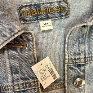 2X Crop denim jacket with studs & pearls. NWT. Maurices. True to size.